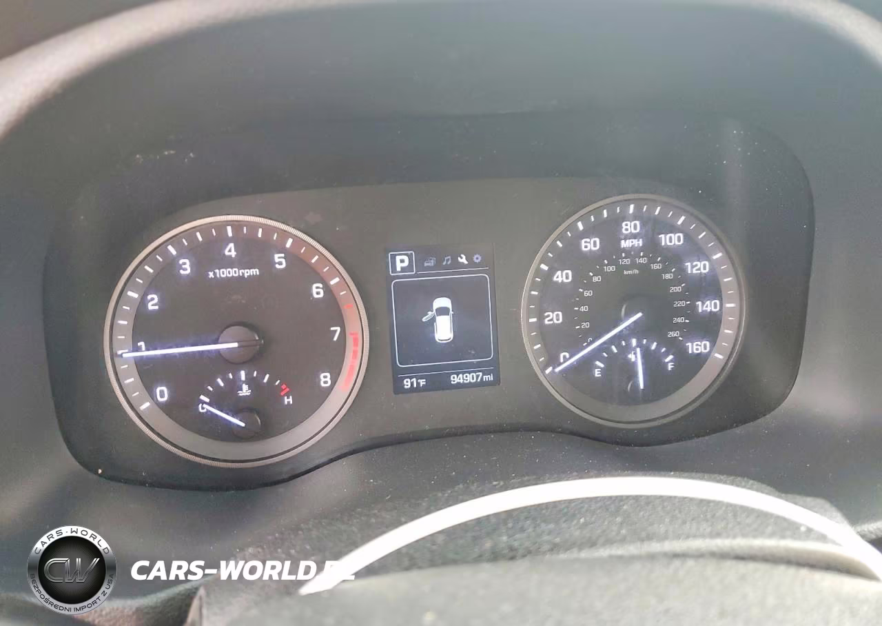 2018 Hyundai Tucson Value VIN:KM8J3CA23JU665882 - 9