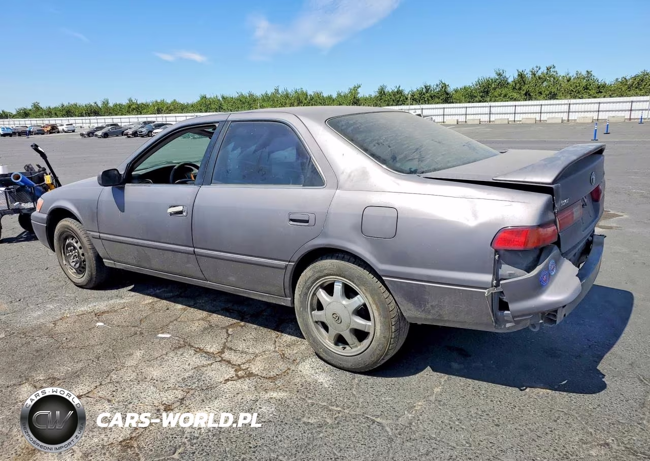 1997 Toyota Camry Le VIN:JT2BG22K4V0005684 - 2