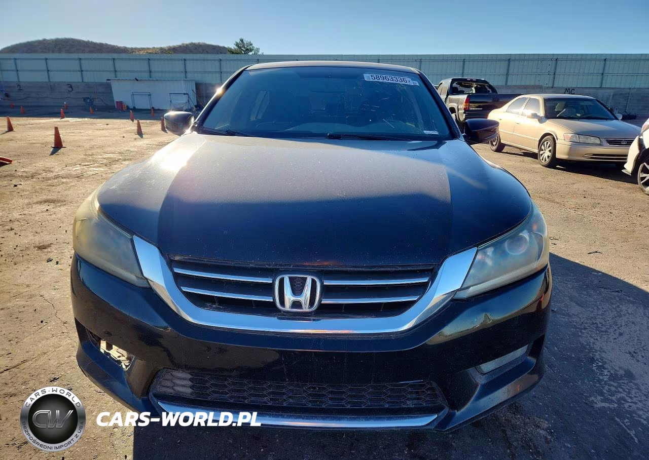 2015 Honda Accord Sport VIN:1HGCR2E57FA196588 - 5