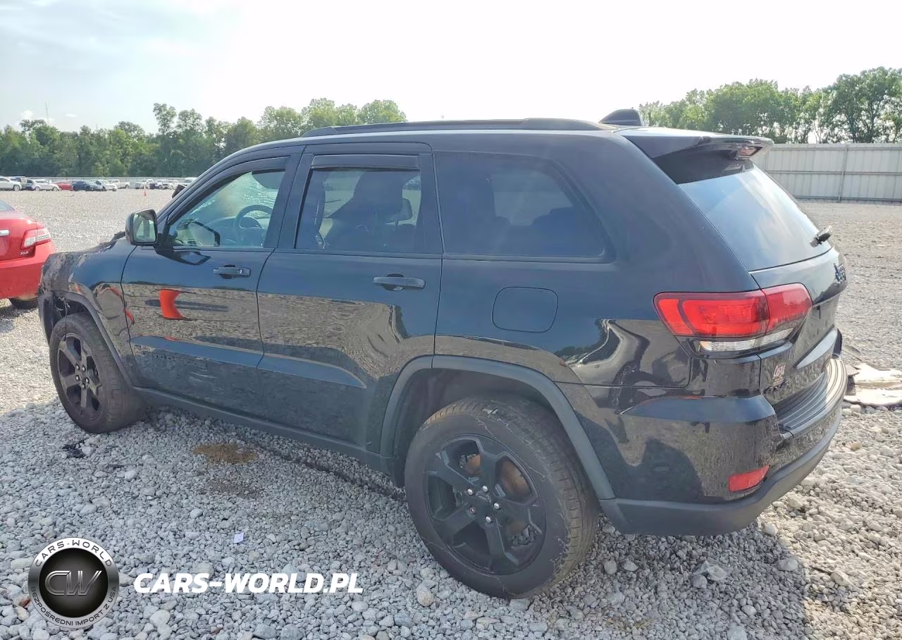 2018 Jeep Grand Cherokee Laredo VIN:1C4RJFAG6JC401524 - 2