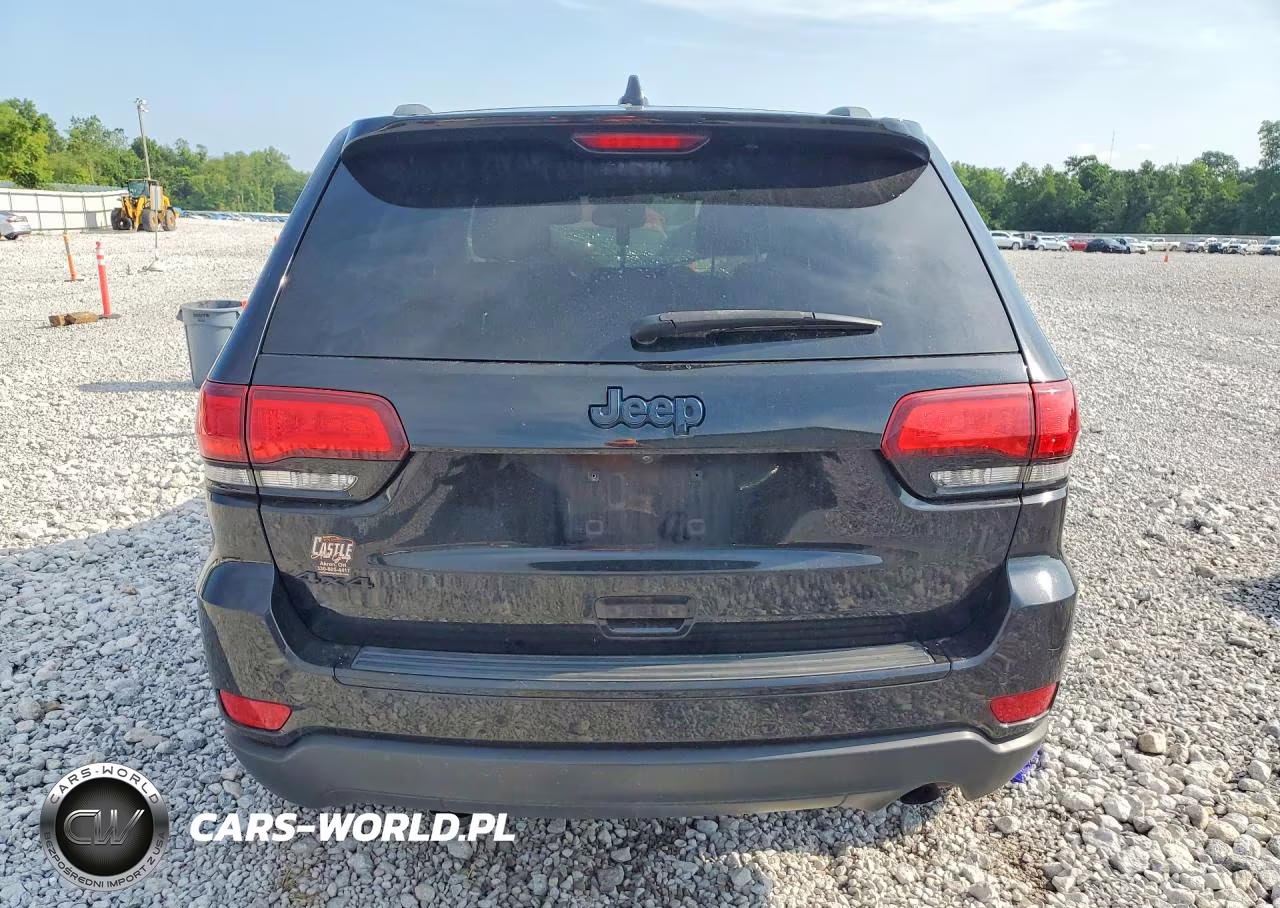2018 Jeep Grand Cherokee Laredo VIN:1C4RJFAG6JC401524 - 6