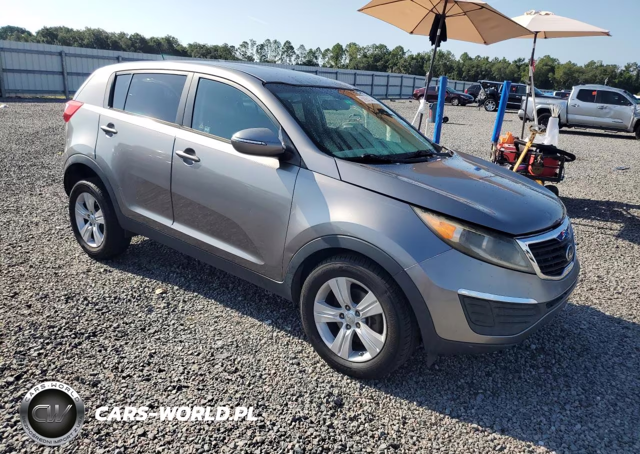 2013 Kia Sportage Lx VIN:KNDPB3A26D7373955 - 4