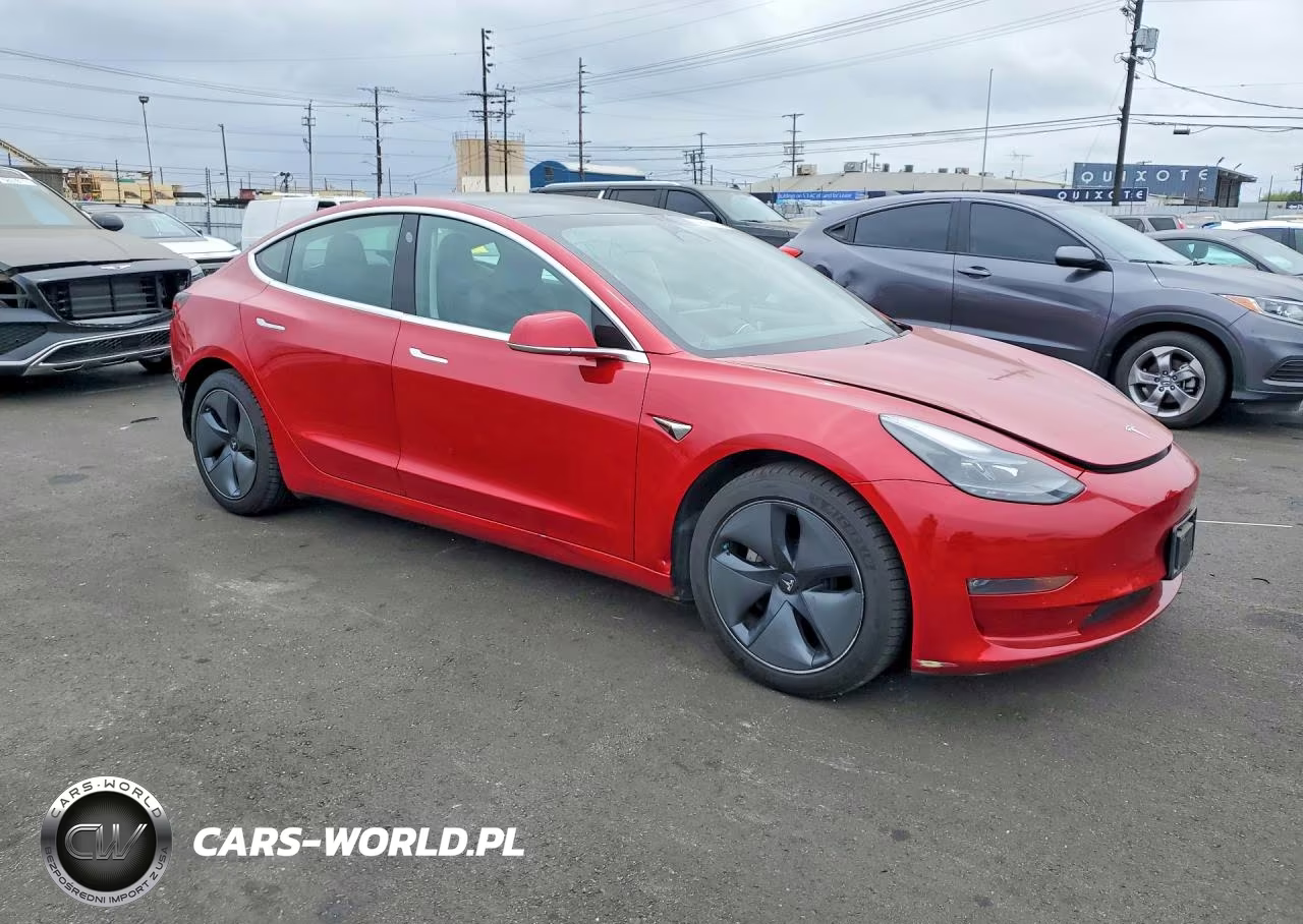 2020 Tesla Model 3 VIN:5YJ3E1EB3LF636013 - 4