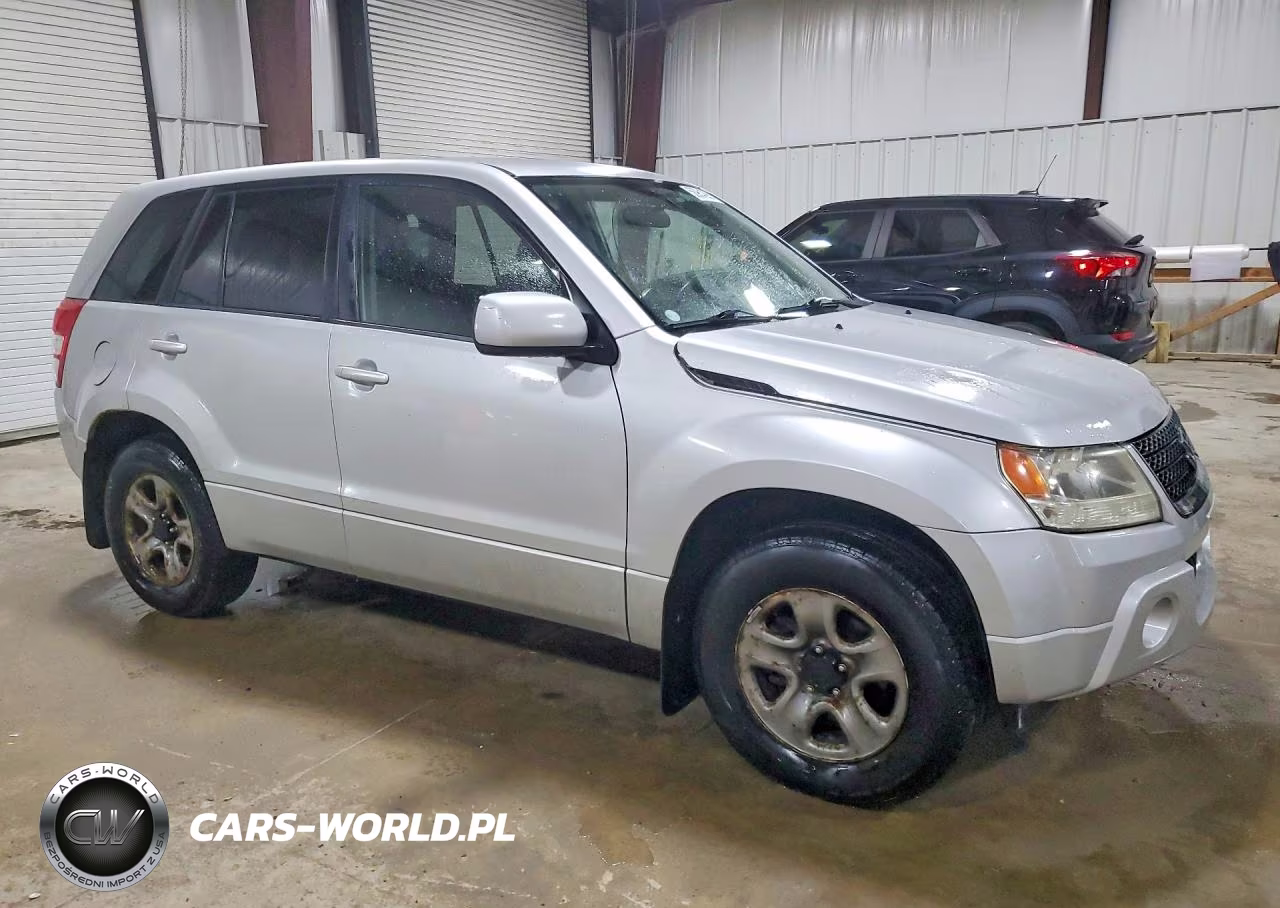 2011 Suzuki Grand Vitara Premium VIN:JS3TD0D25B4101755 - 4