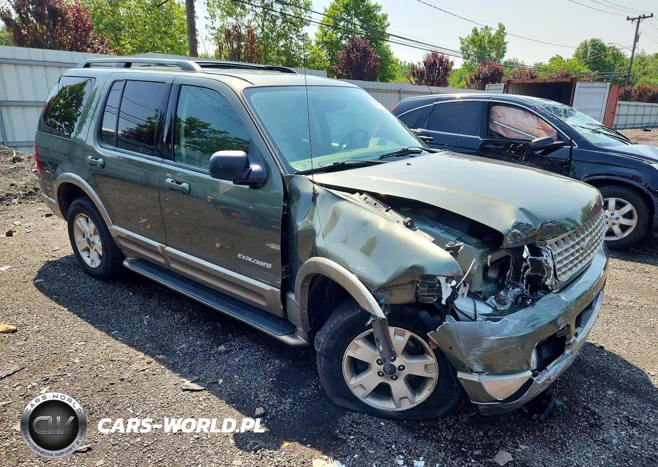 2004 Ford Explorer Eddie Bauer VIN:1FMZU74K44UC04925 - 4