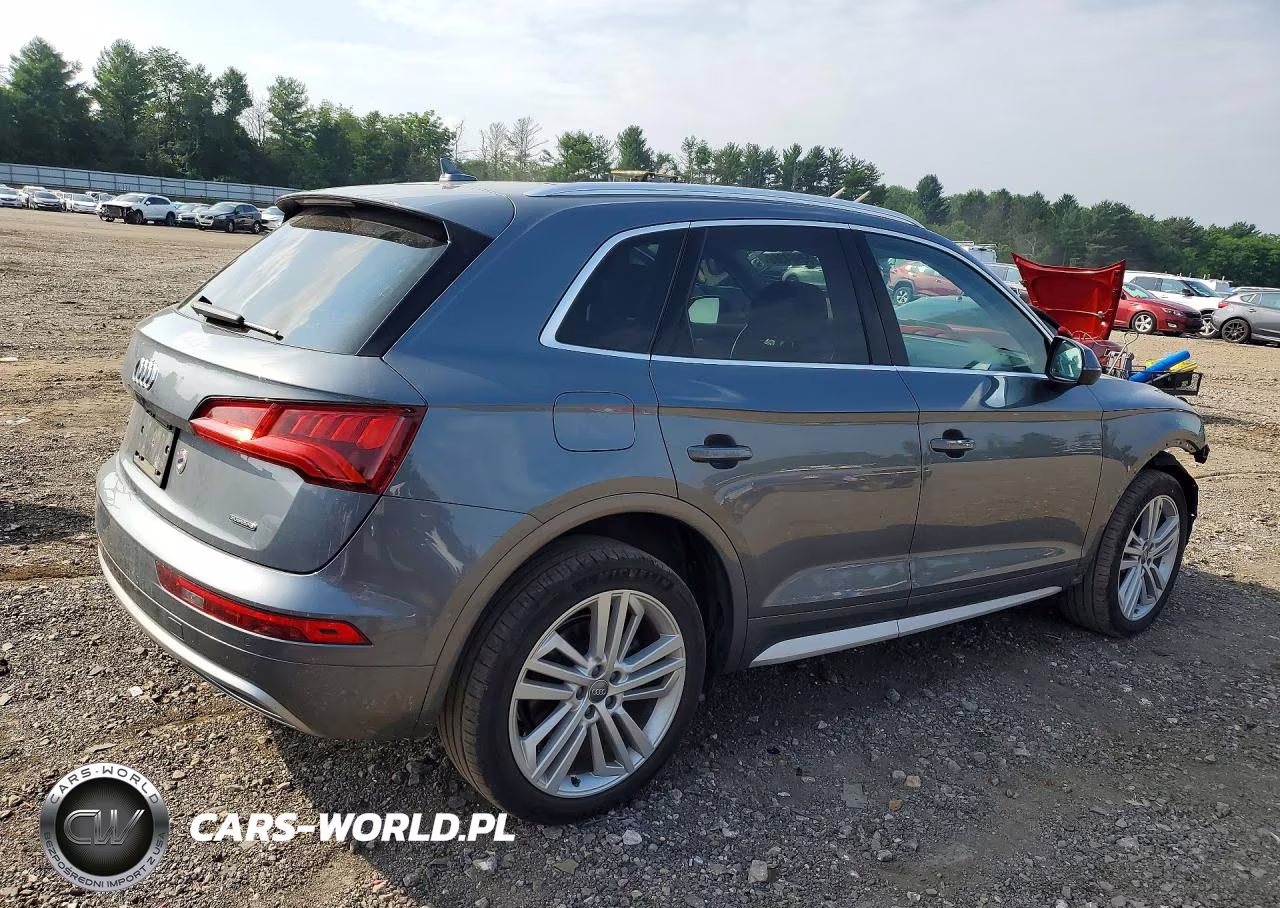 2020 Audi Q5 Premium Plus VIN:WA1BNAFY3L2045224 - 3