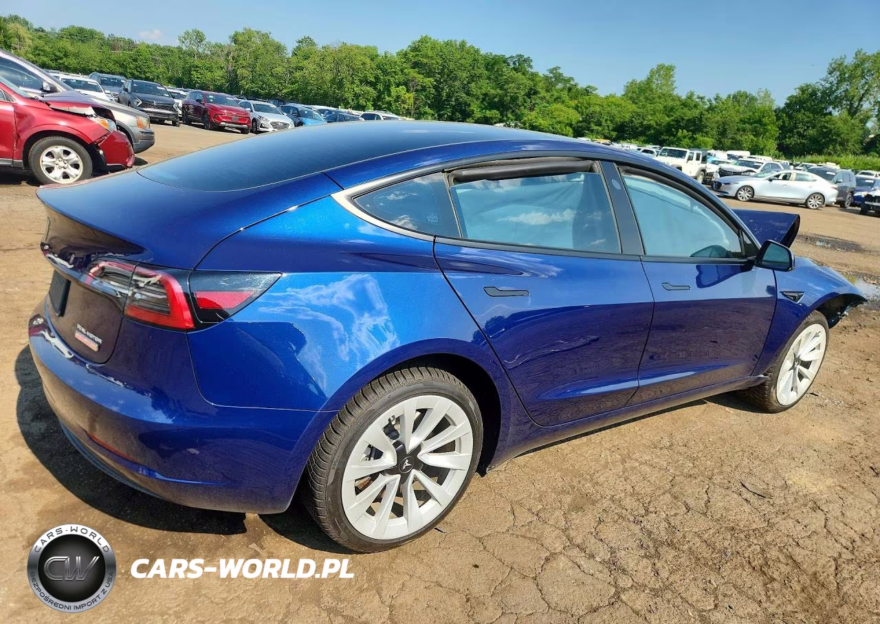2023 Tesla Model 3 VIN:5YJ3E1EB9PF632781 - 3
