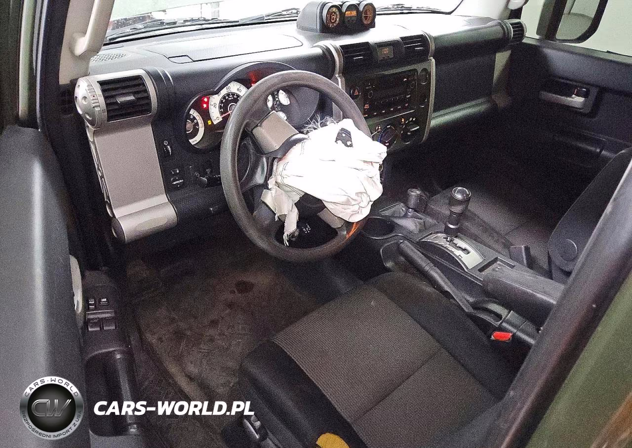 2010 Toyota Fj Cruiser Base VIN:JTEBU4BF0AK094940 - 8