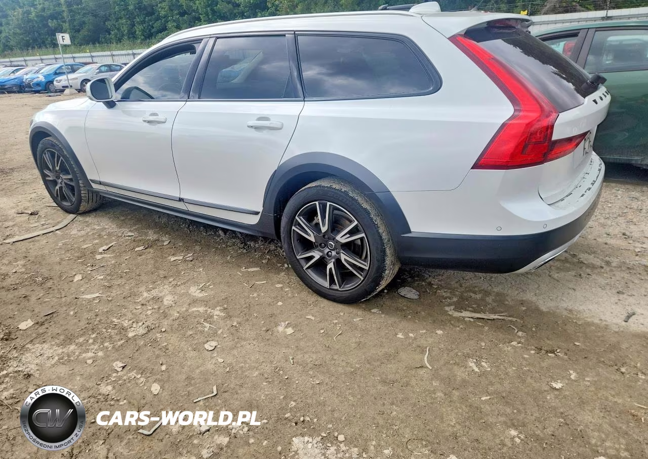 2017 Volvo V90 Cross Country T6 Inscription VIN:YV4A22NL2H1008150 - 2