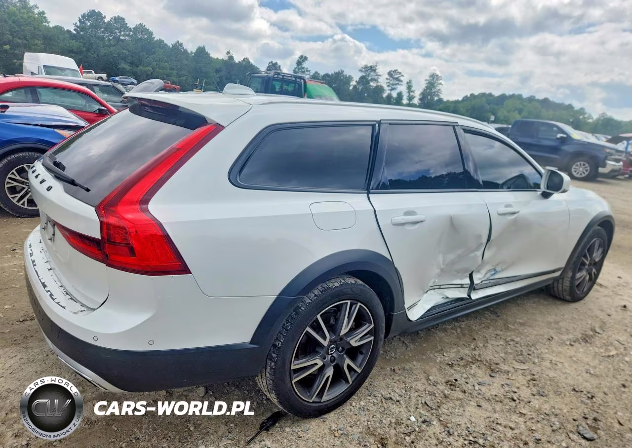 2017 Volvo V90 Cross Country T6 Inscription VIN:YV4A22NL2H1008150 - 3