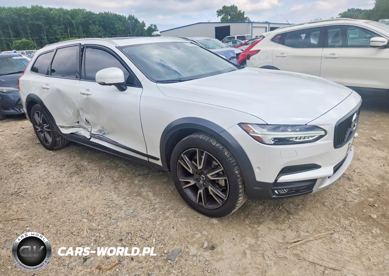 2017 Volvo V90 Cross Country T6 Inscription VIN:YV4A22NL2H1008150 - 4