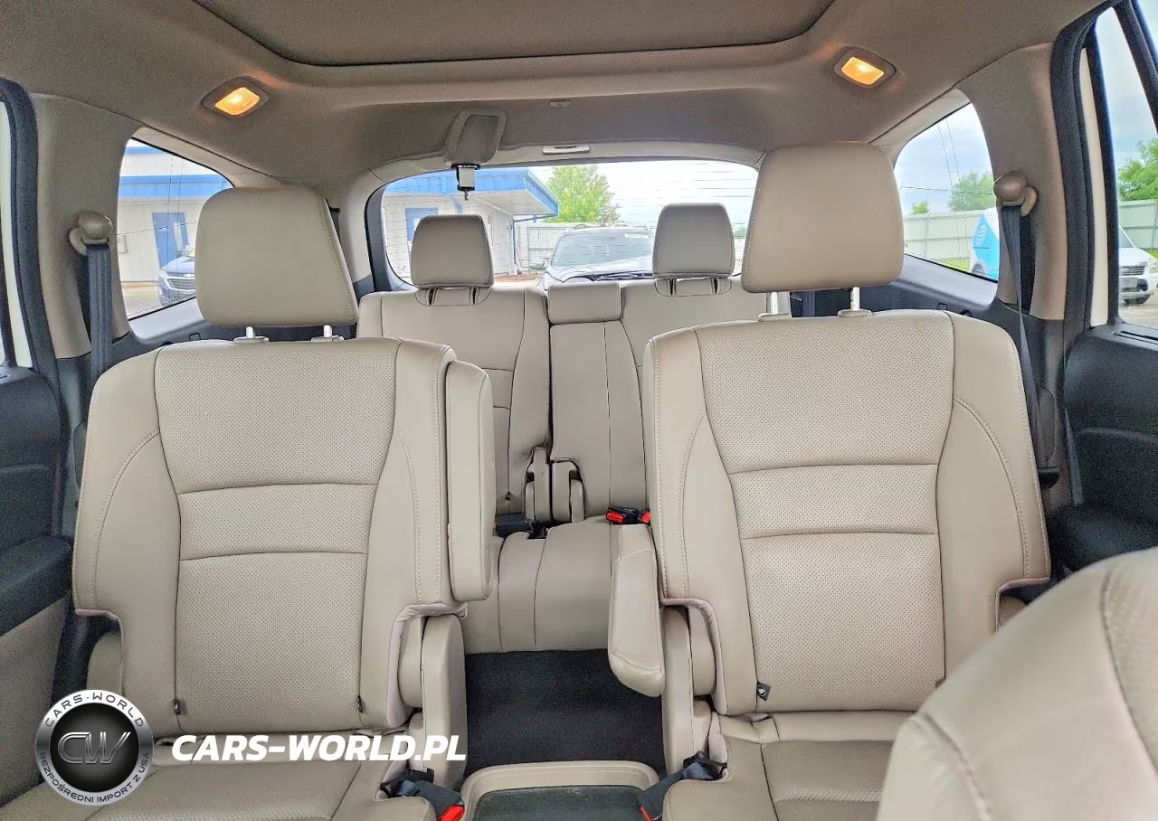 2016 Honda Pilot Elite VIN:5FNYF6H03GB057992 - 10