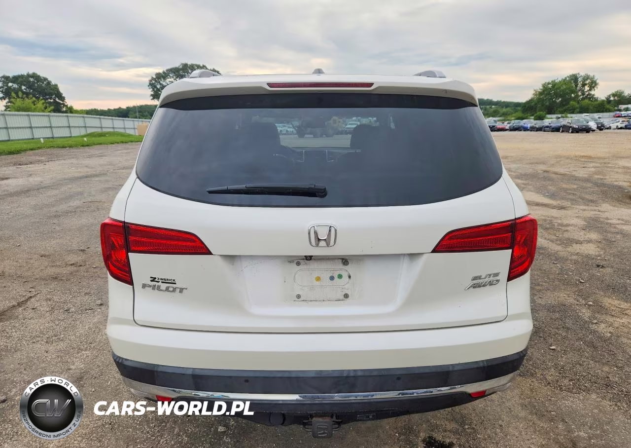 2016 Honda Pilot Elite VIN:5FNYF6H03GB057992 - 6