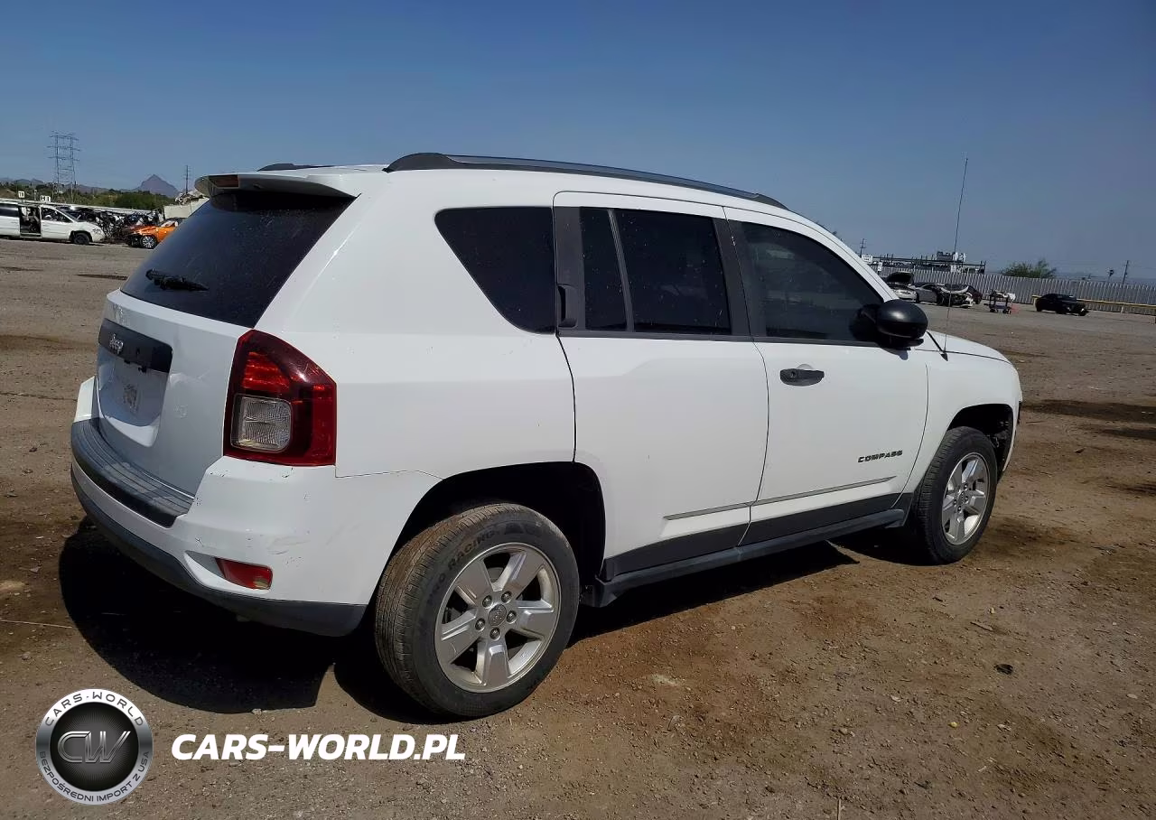 2014 Jeep Compass Sport VIN:1C4NJCBA4ED537805 - 3