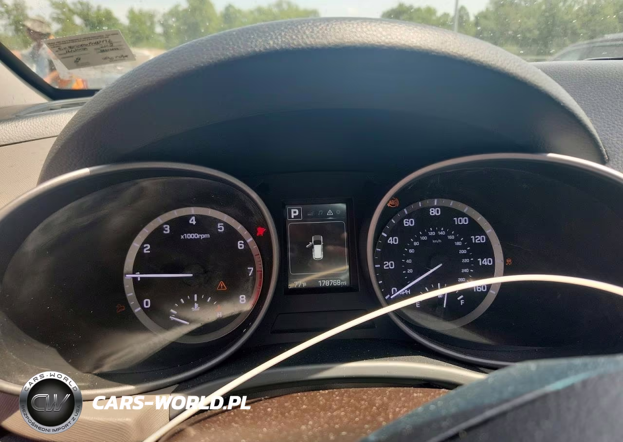 2018 Hyundai Santa Fe Sport 2.4L VIN:5XYZTDLB4JG533936 - 9