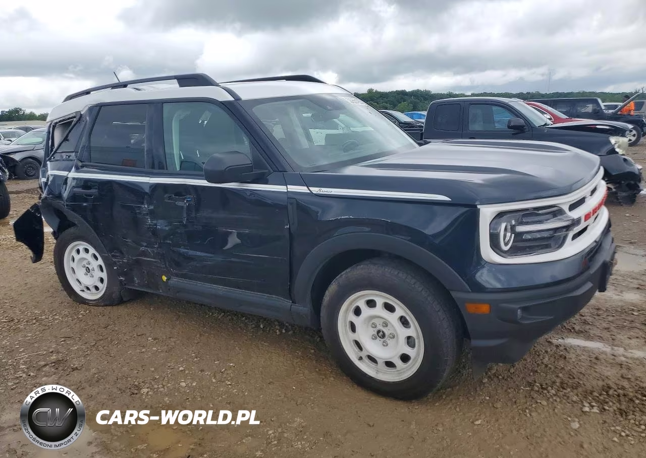 2023 Ford Bronco Sport Heritage VIN:3FMCR9G61PRE06294 - 4