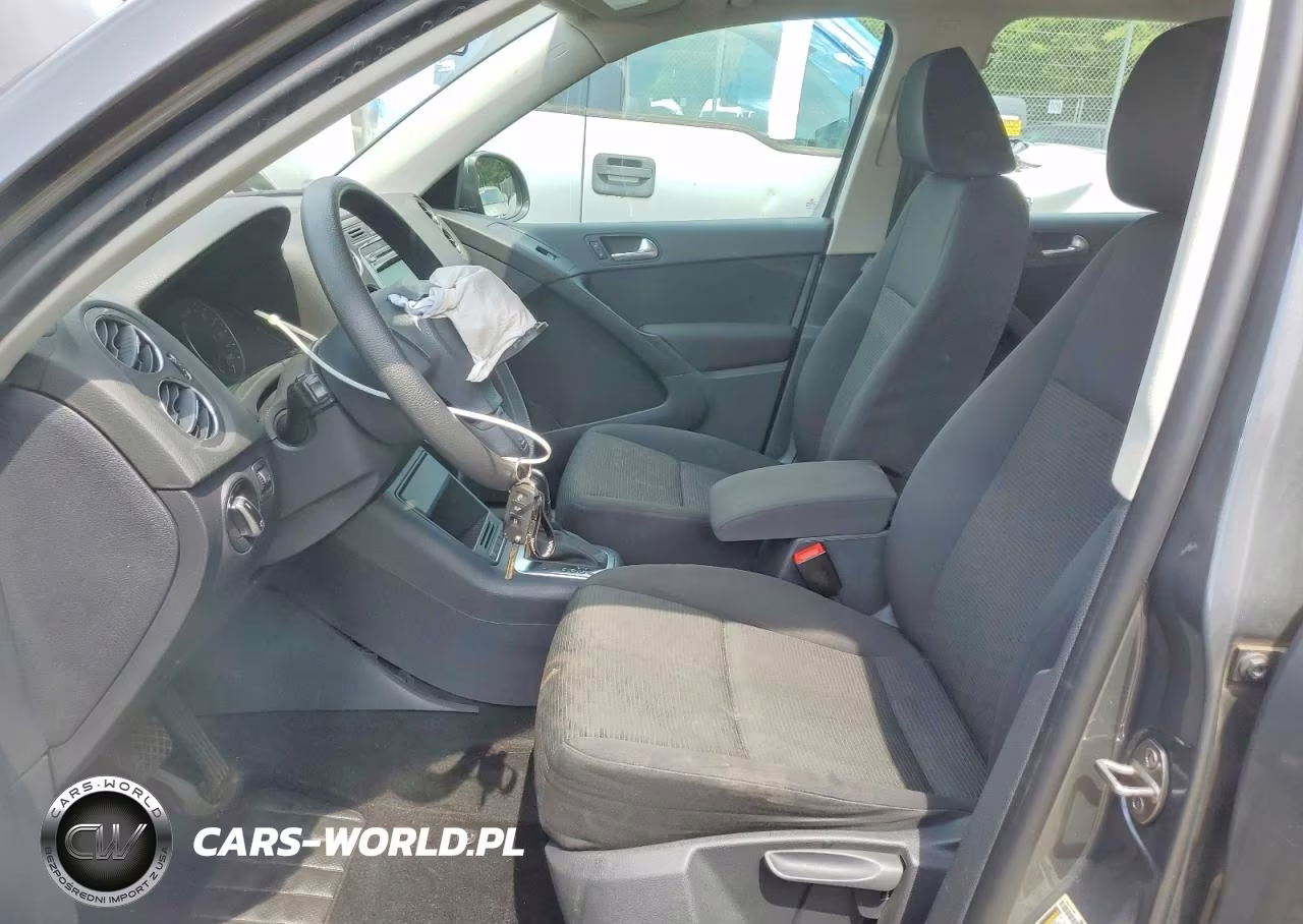 2012 Volkswagen Tiguan S VIN:WVGAV7AX8CW083880 - 7