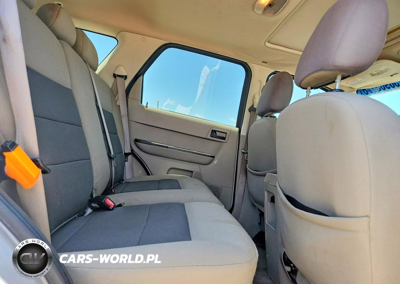 2008 Ford Escape Xlt VIN:1FMCU03Z98KA72421 - 11