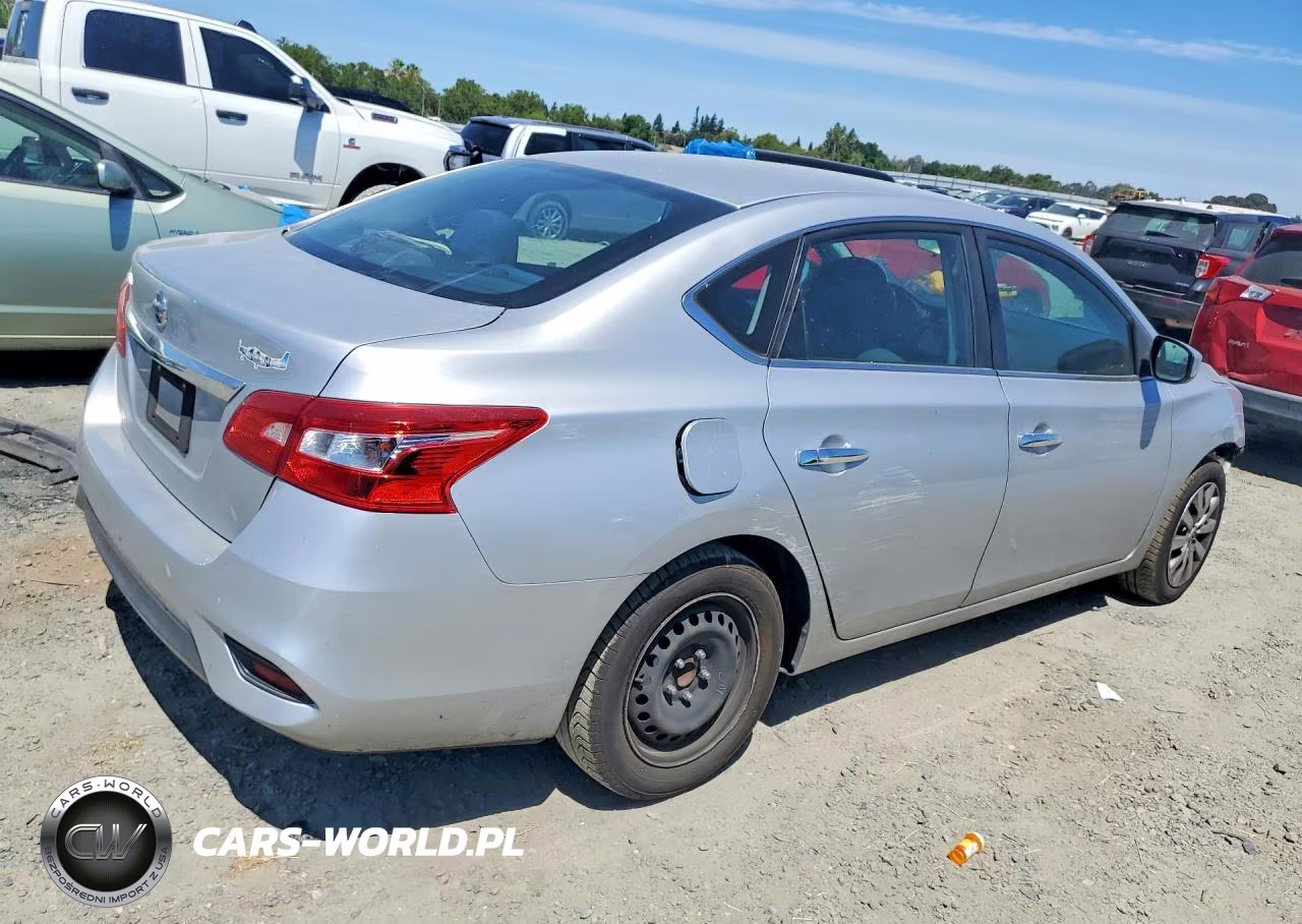 2019 Nissan Sentra S VIN:3N1AB7AP4KY368020 - 3