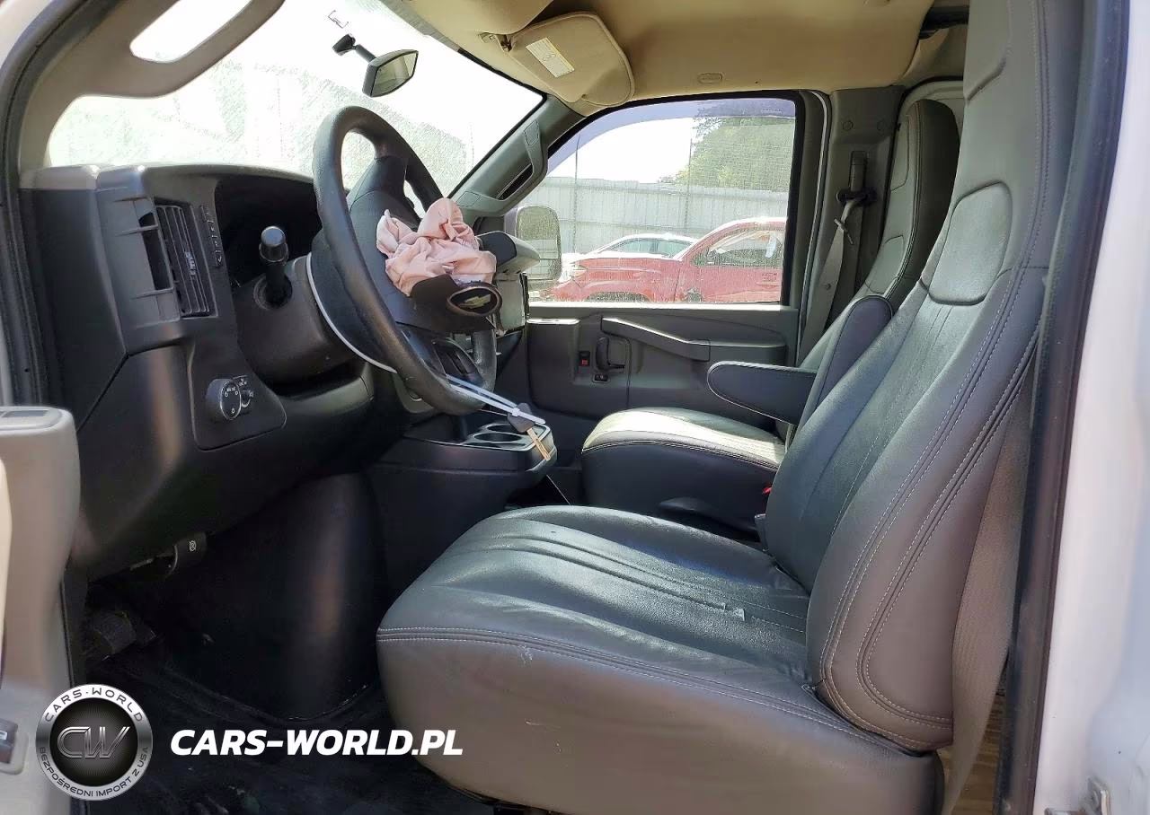 2016 Chevrolet Express G2500 VIN:1GCWGAFF1G1136049 - 7