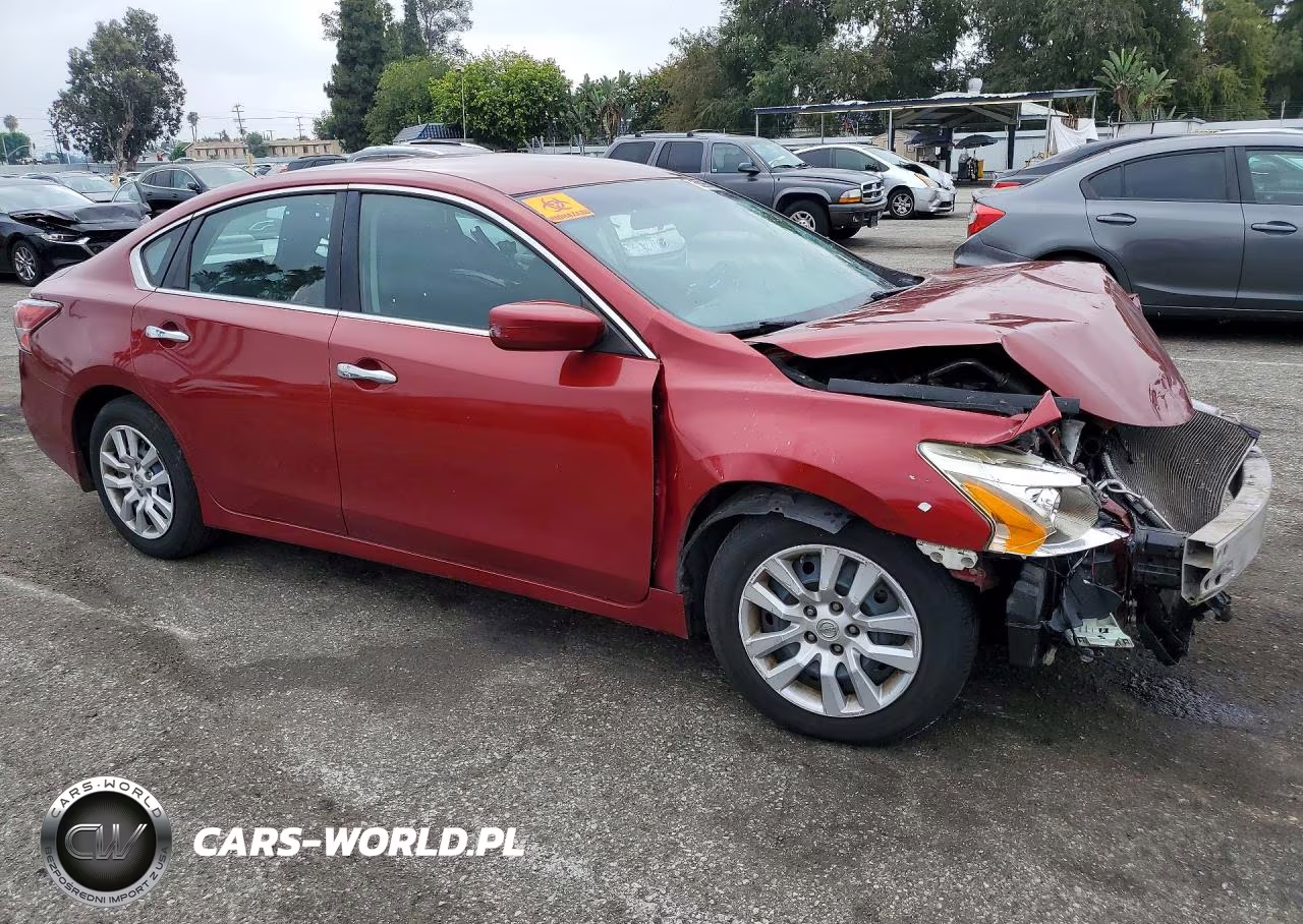 2015 Nissan Altima 2.5 S VIN:1N4AL3AP0FC134786 - 4