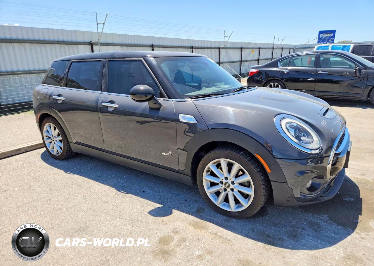 2018 Mini Cooper S Clubman All4 VIN:WMWLU5C52J2G03351 - 4