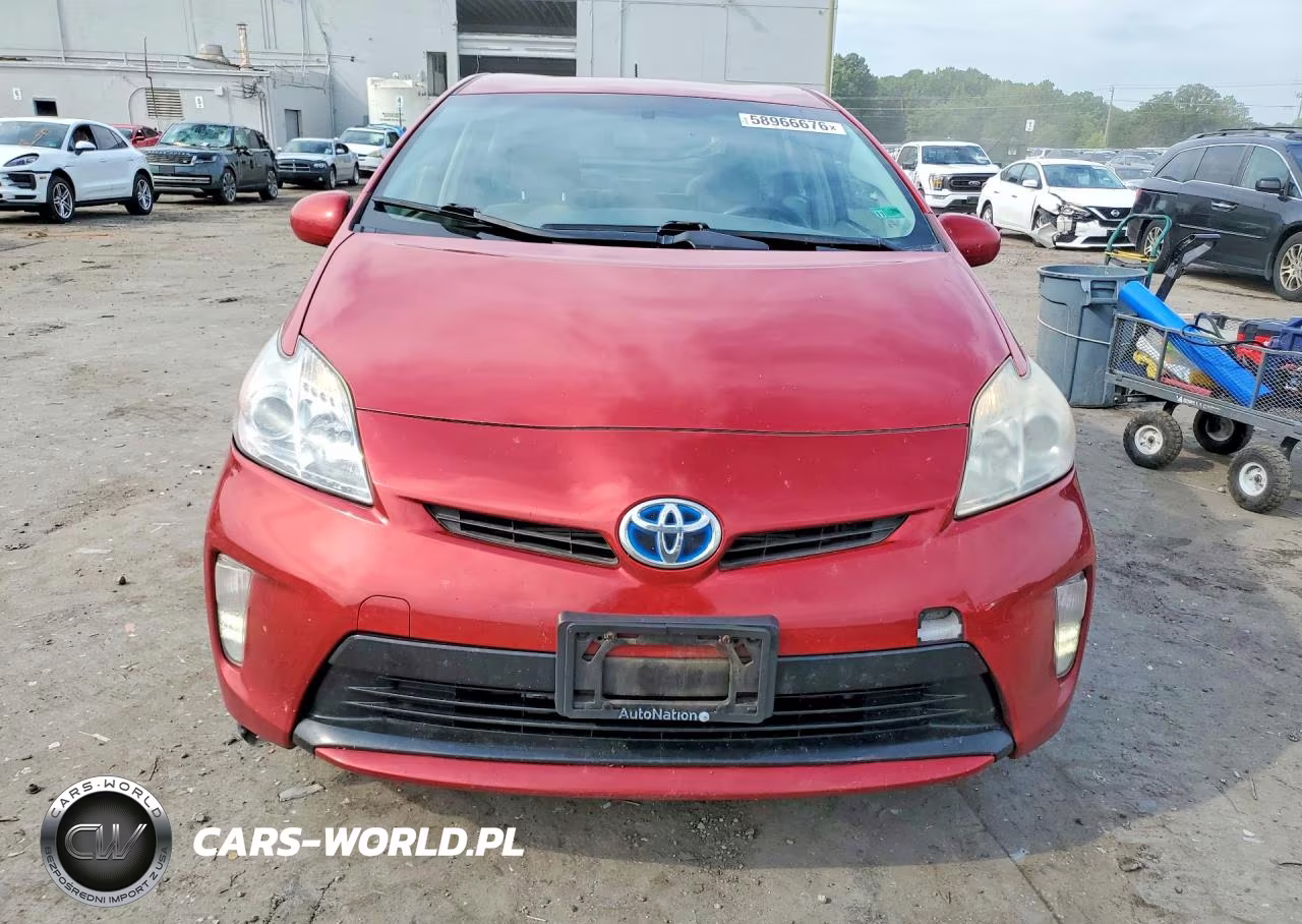 2014 Toyota Prius Three VIN:JTDKN3DU7E0370488 - 5