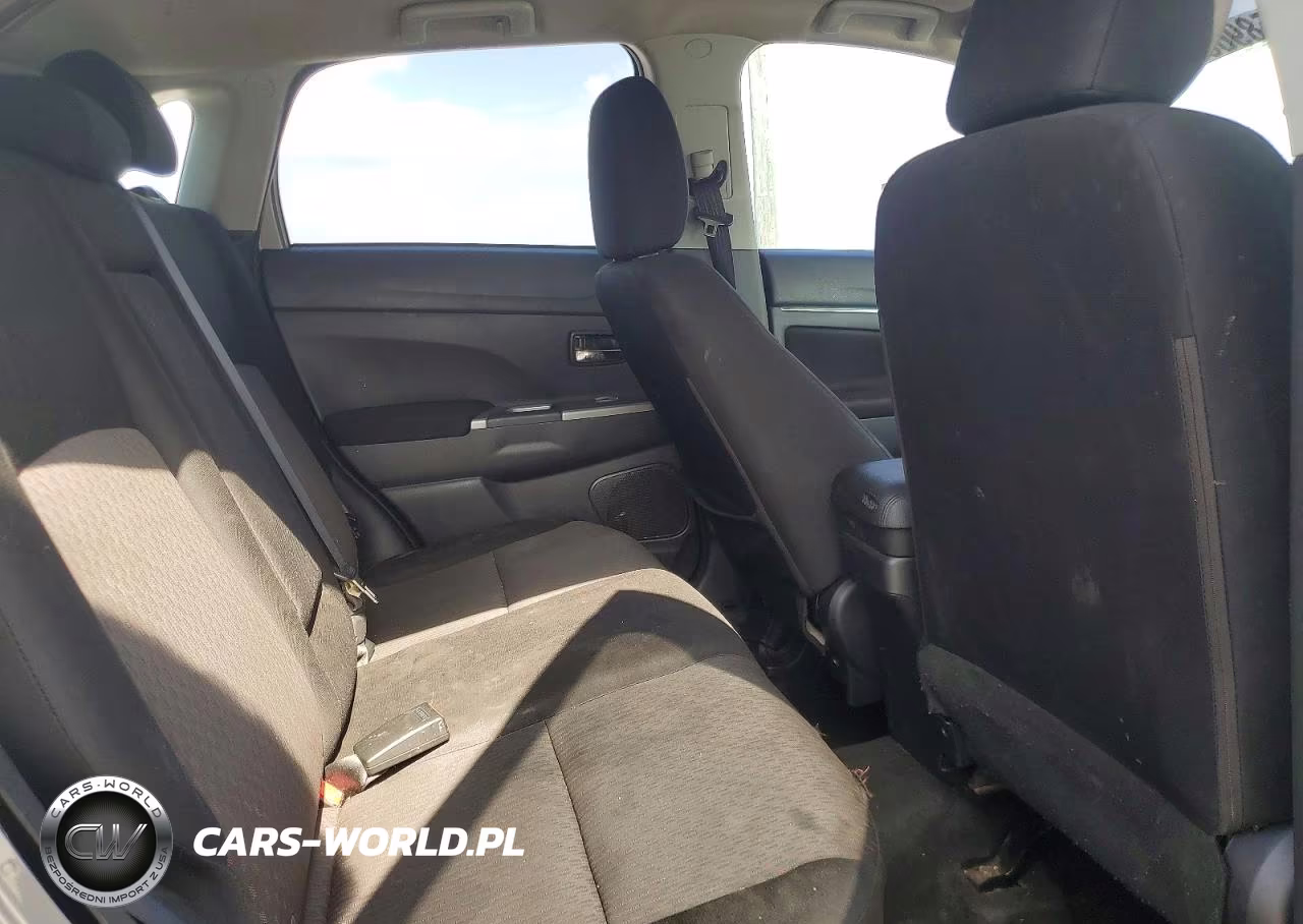 2019 Mitsubishi Outlander Sport Es VIN:JA4AP3AU6KU029530 - 11