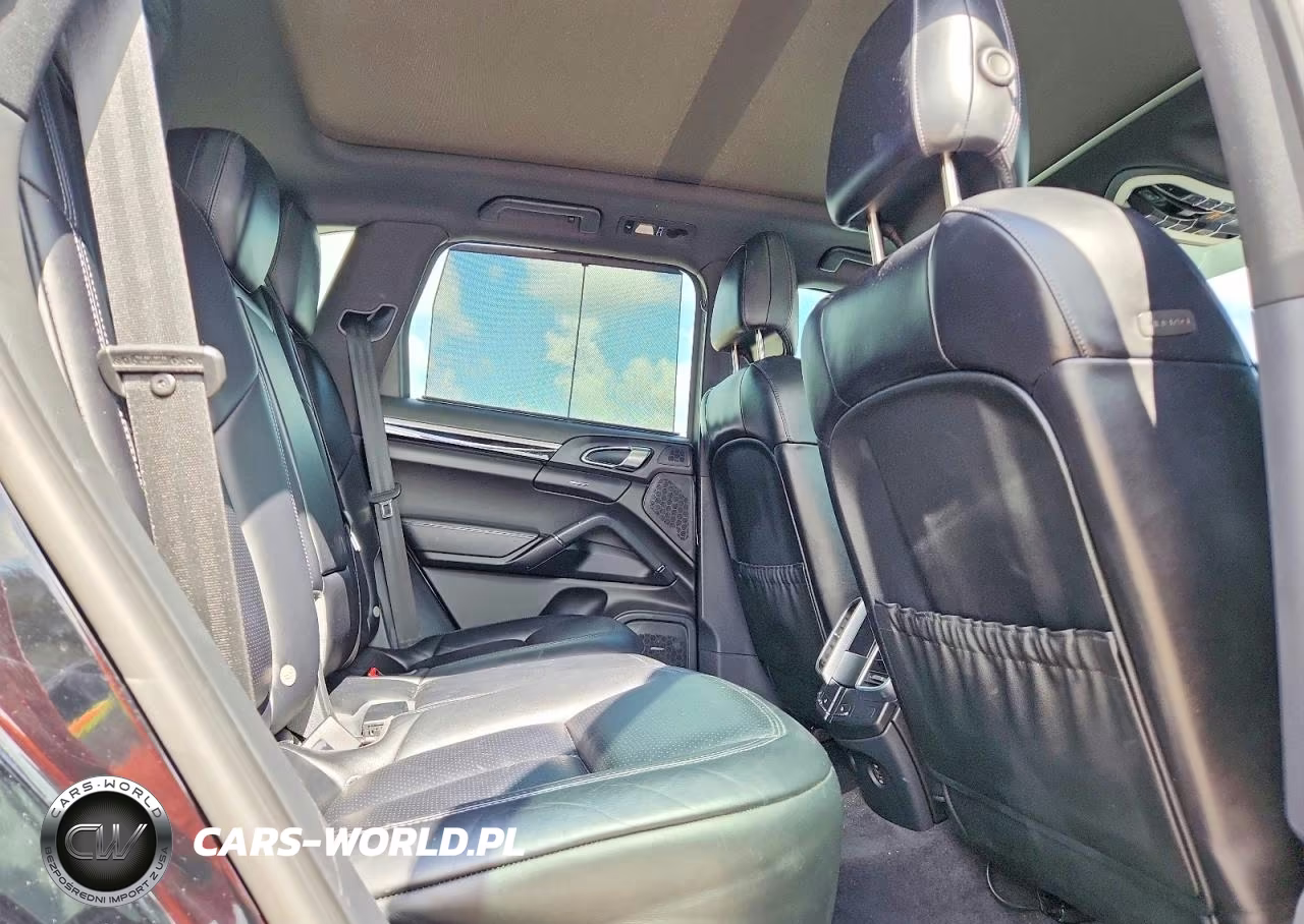 2018 Porsche Cayenne VIN:WP1AA2A24JKA02982 - 10