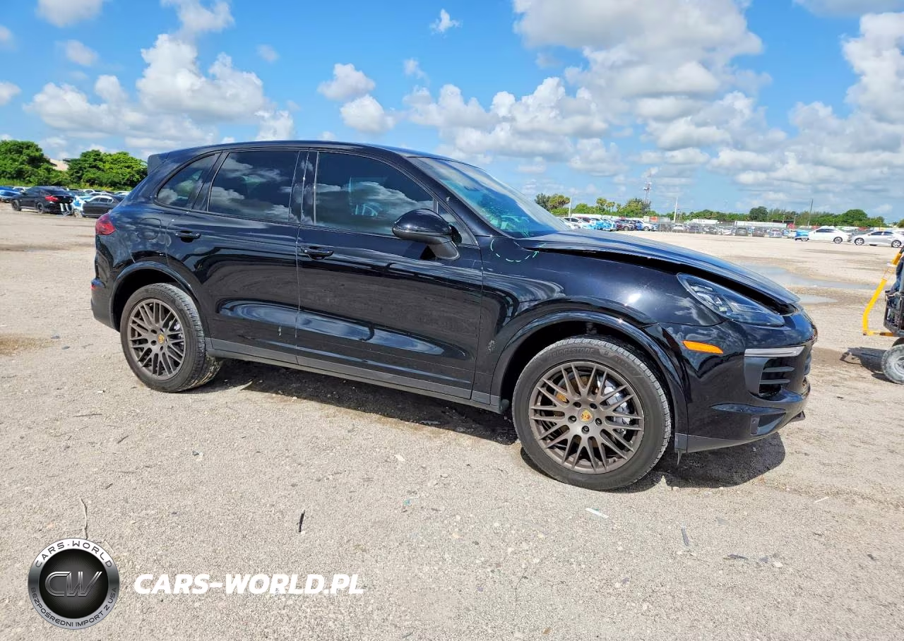 2018 Porsche Cayenne VIN:WP1AA2A24JKA02982 - 4