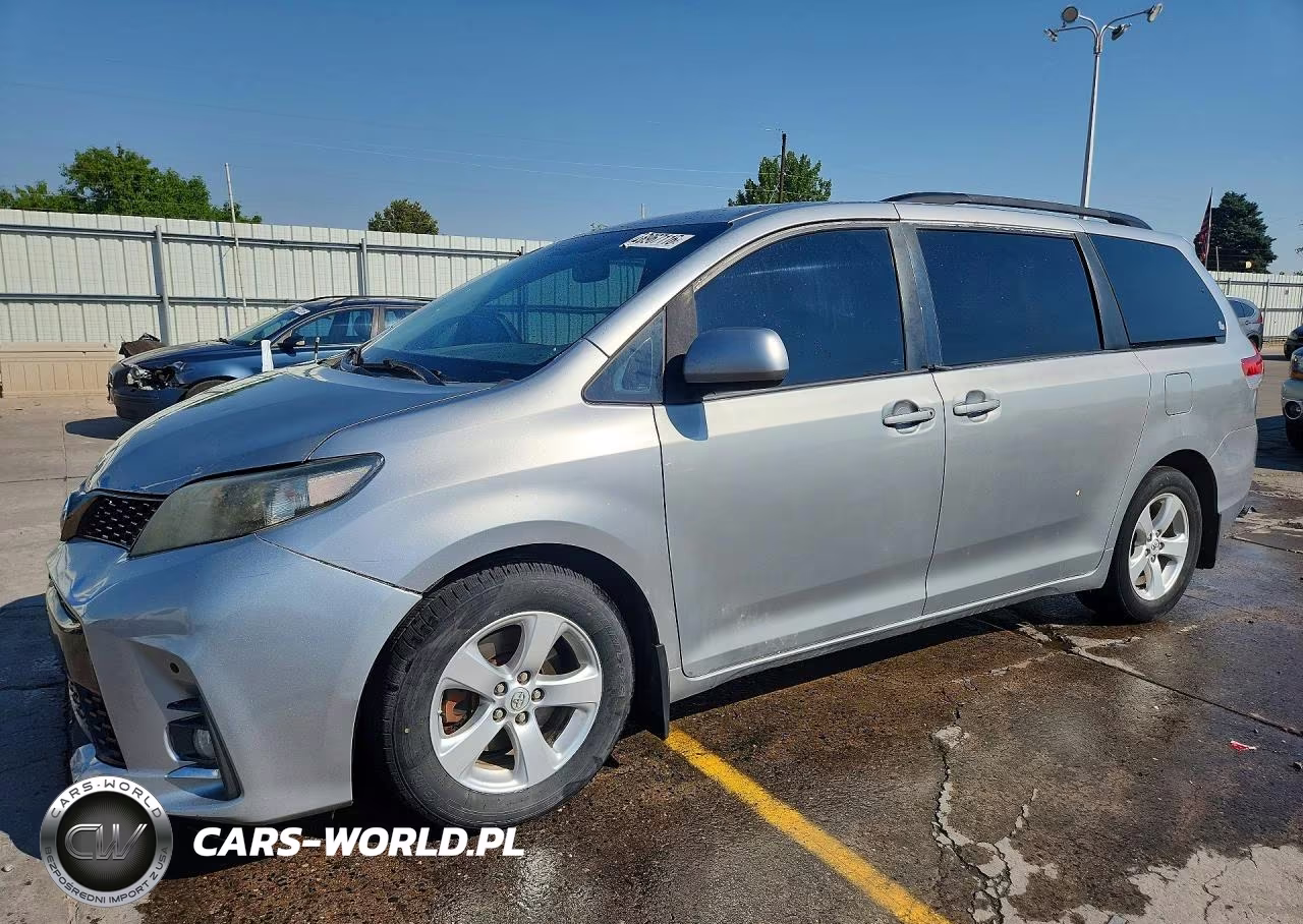 2013 Toyota Sienna Le