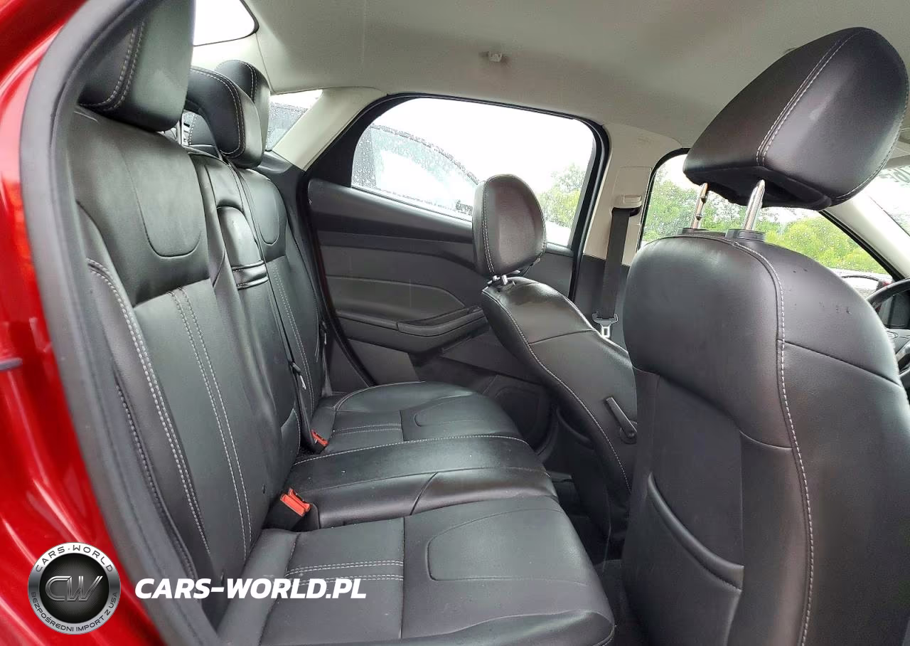 2013 Ford Focus Se VIN:1FADP3F23DL114088 - 10