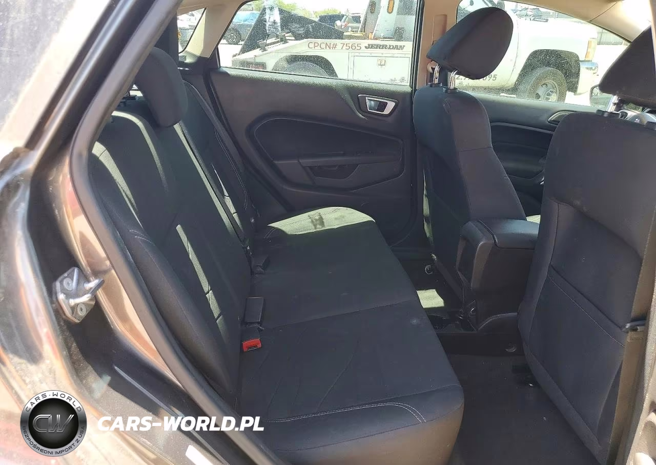 2015 Ford Fiesta Se VIN:3FADP4BJ7FM203683 - 10