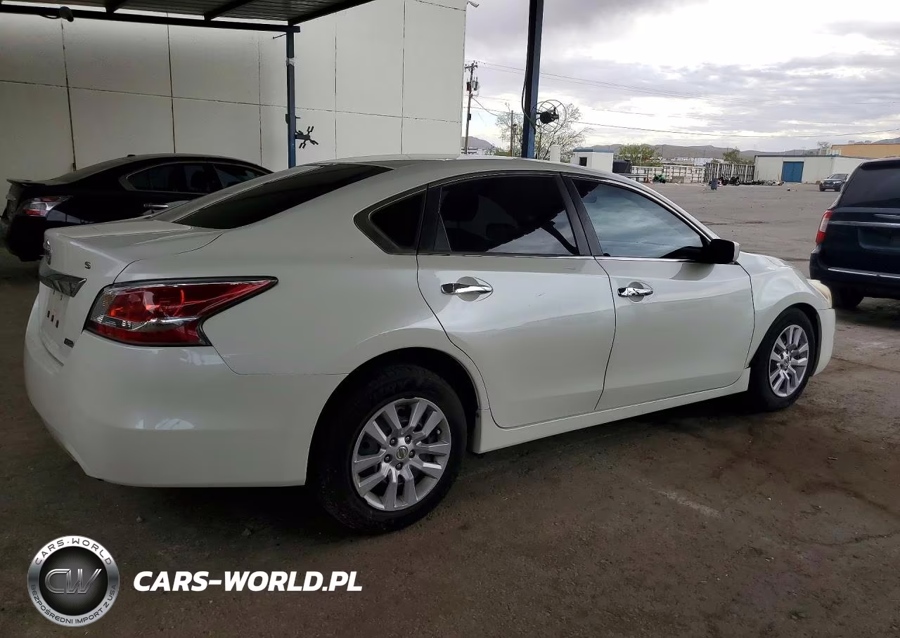 2014 Nissan Altima 2.5 VIN:1N4AL3AP9EC262572 - 3