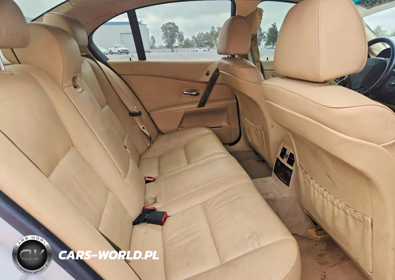 2007 BMW 530 I VIN:WBANE73577CM55277 - 10