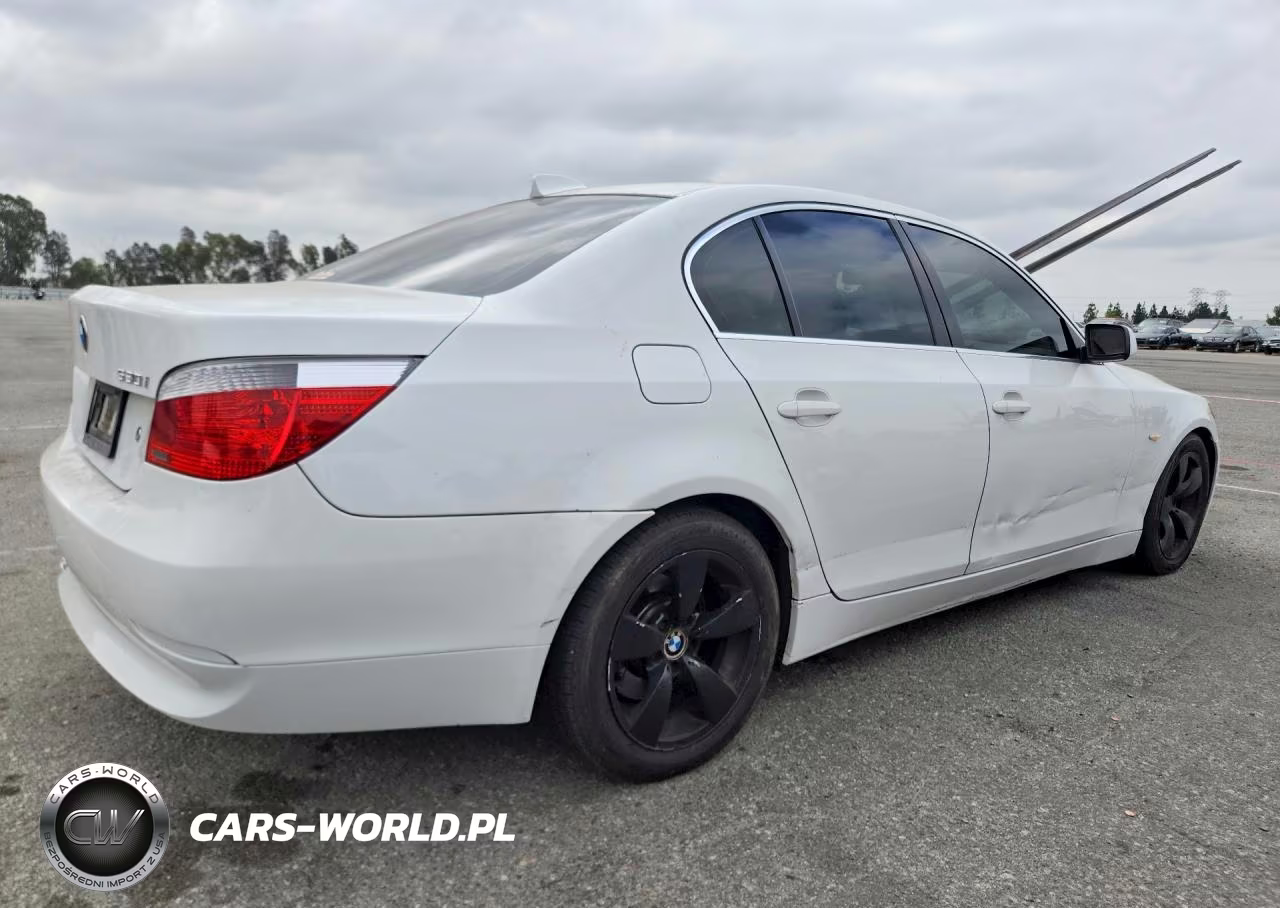 2007 BMW 530 I VIN:WBANE73577CM55277 - 3
