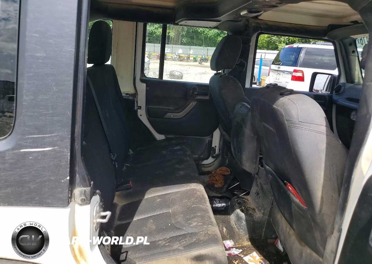 2018 Jeep Wrangler Unlimited Sport VIN:1C4BJWKG1JL897574 - 10