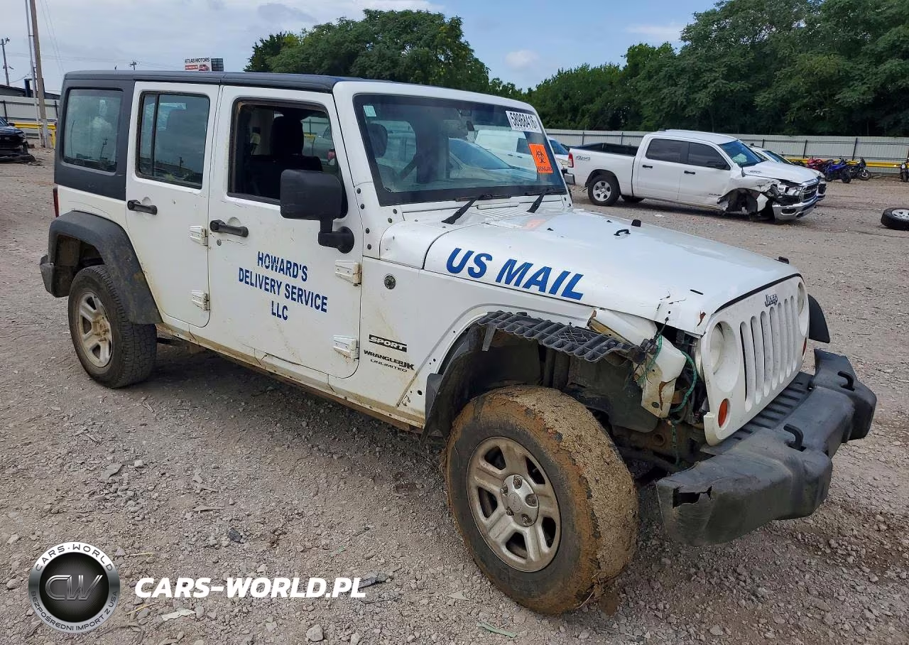 2018 Jeep Wrangler Unlimited Sport VIN:1C4BJWKG1JL897574 - 4