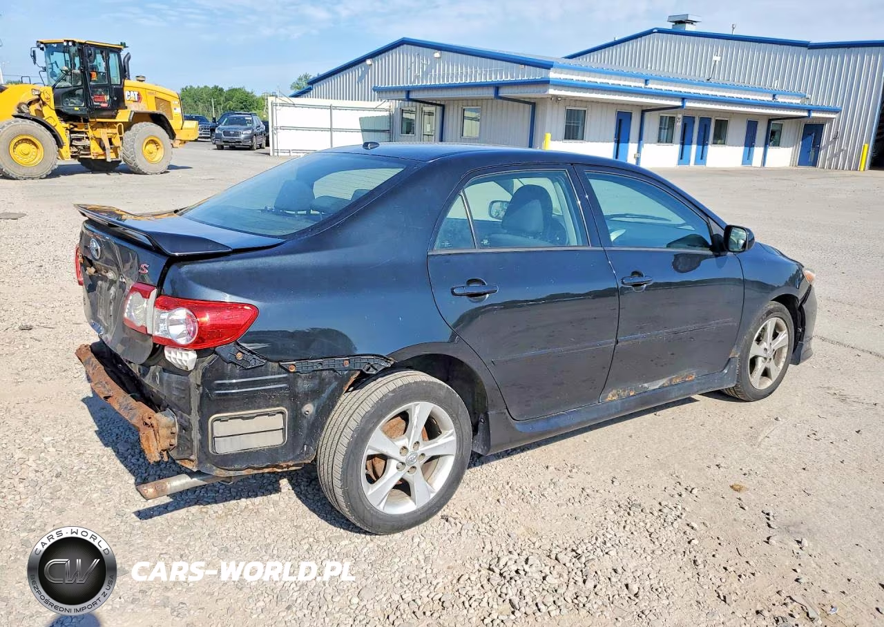 2012 Toyota Corolla S VIN:2T1BU4EE1CC892035 - 3