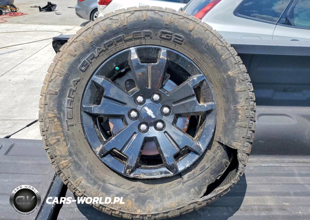 2021 Chevrolet Colorado Z71 VIN:1GCGTDEN5M1102010 - 12