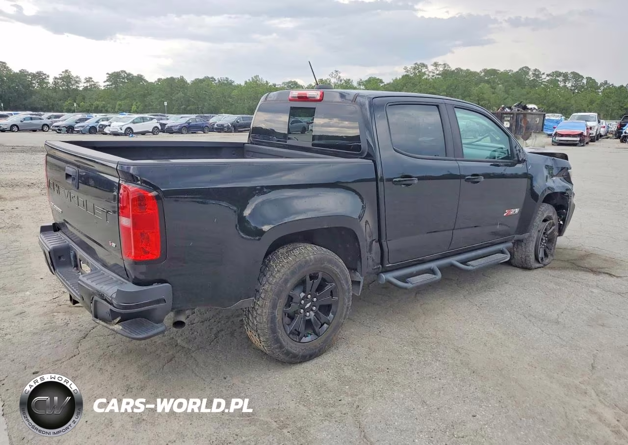2021 Chevrolet Colorado Z71 VIN:1GCGTDEN5M1102010 - 3