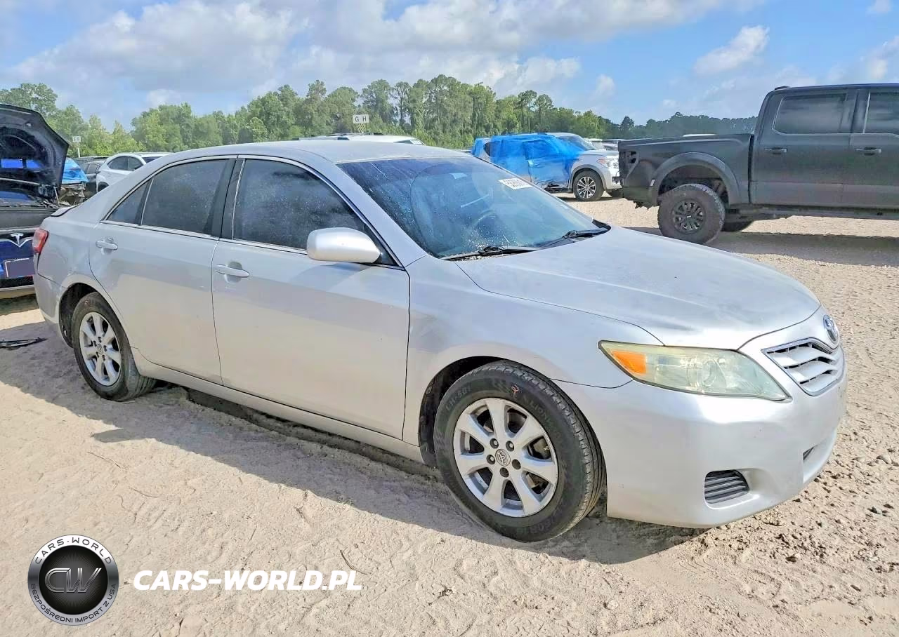 2011 Toyota Camry Le VIN:4T1BF3EKXBU167363 - 4