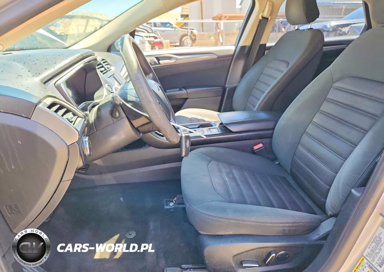 2018 Ford Fusion Se Hybrid VIN:3FA6P0LU5JR139942 - 7