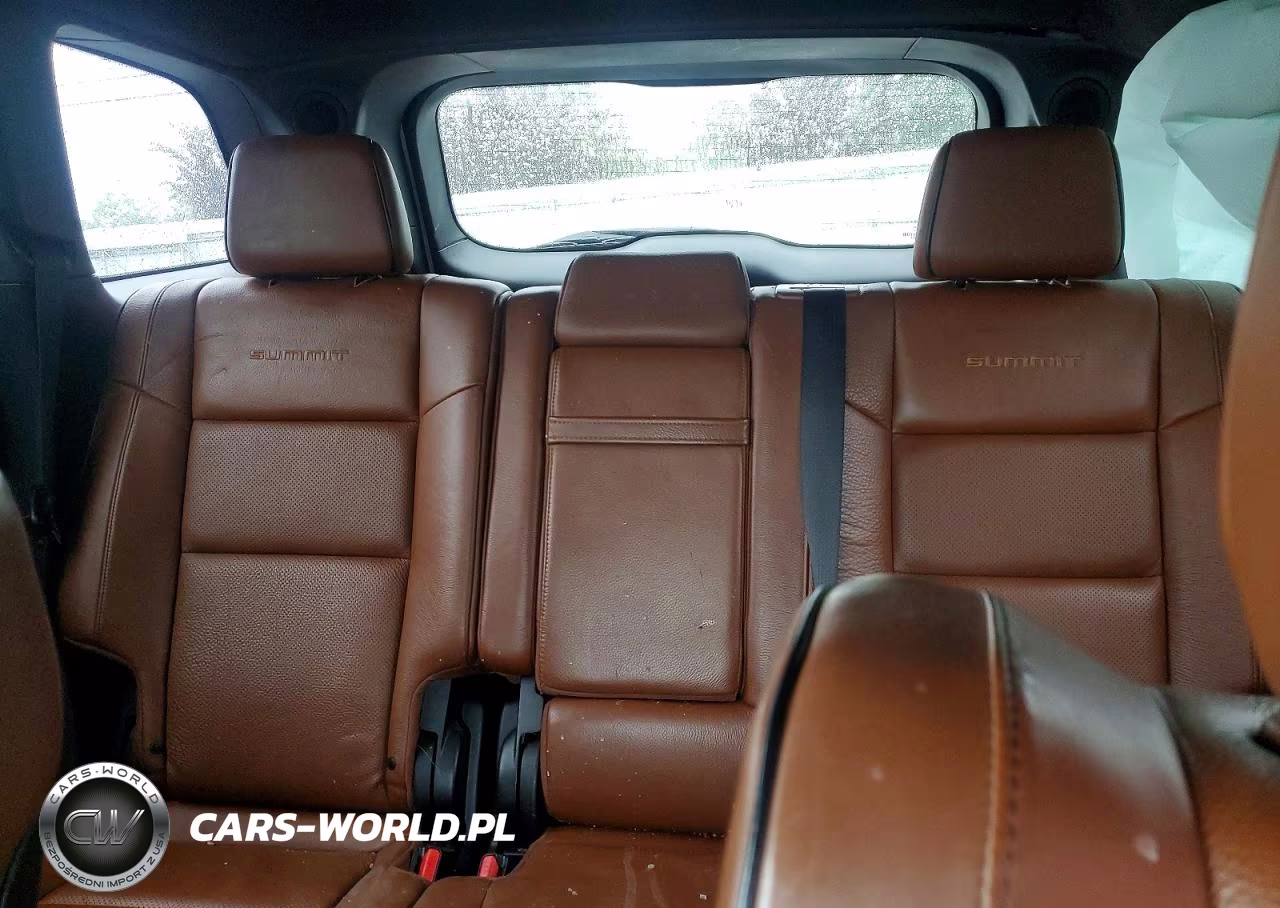2019 Jeep Grand Cherokee Summit VIN:1C4RJFJG0KC592133 - 10