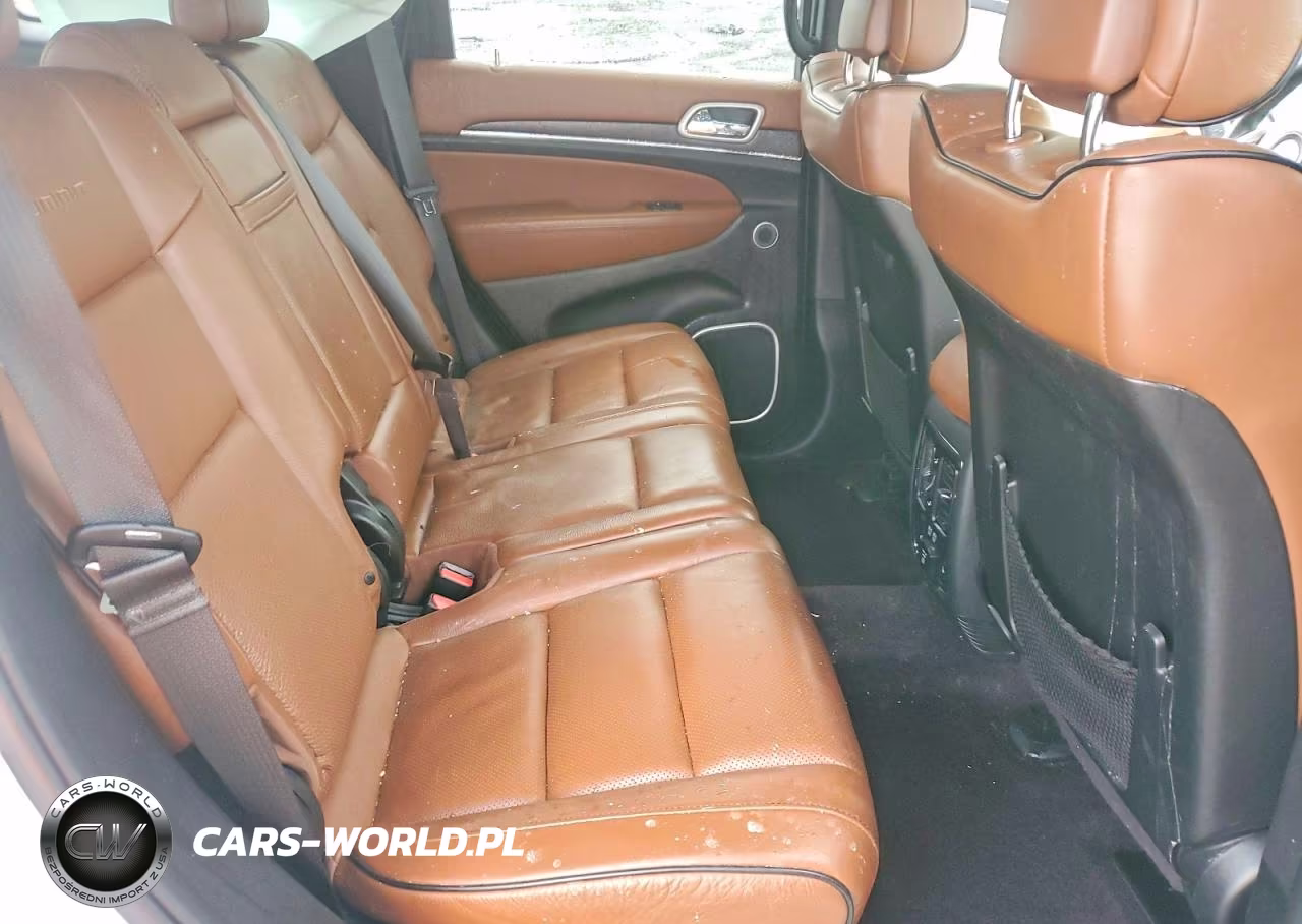2019 Jeep Grand Cherokee Summit VIN:1C4RJFJG0KC592133 - 11
