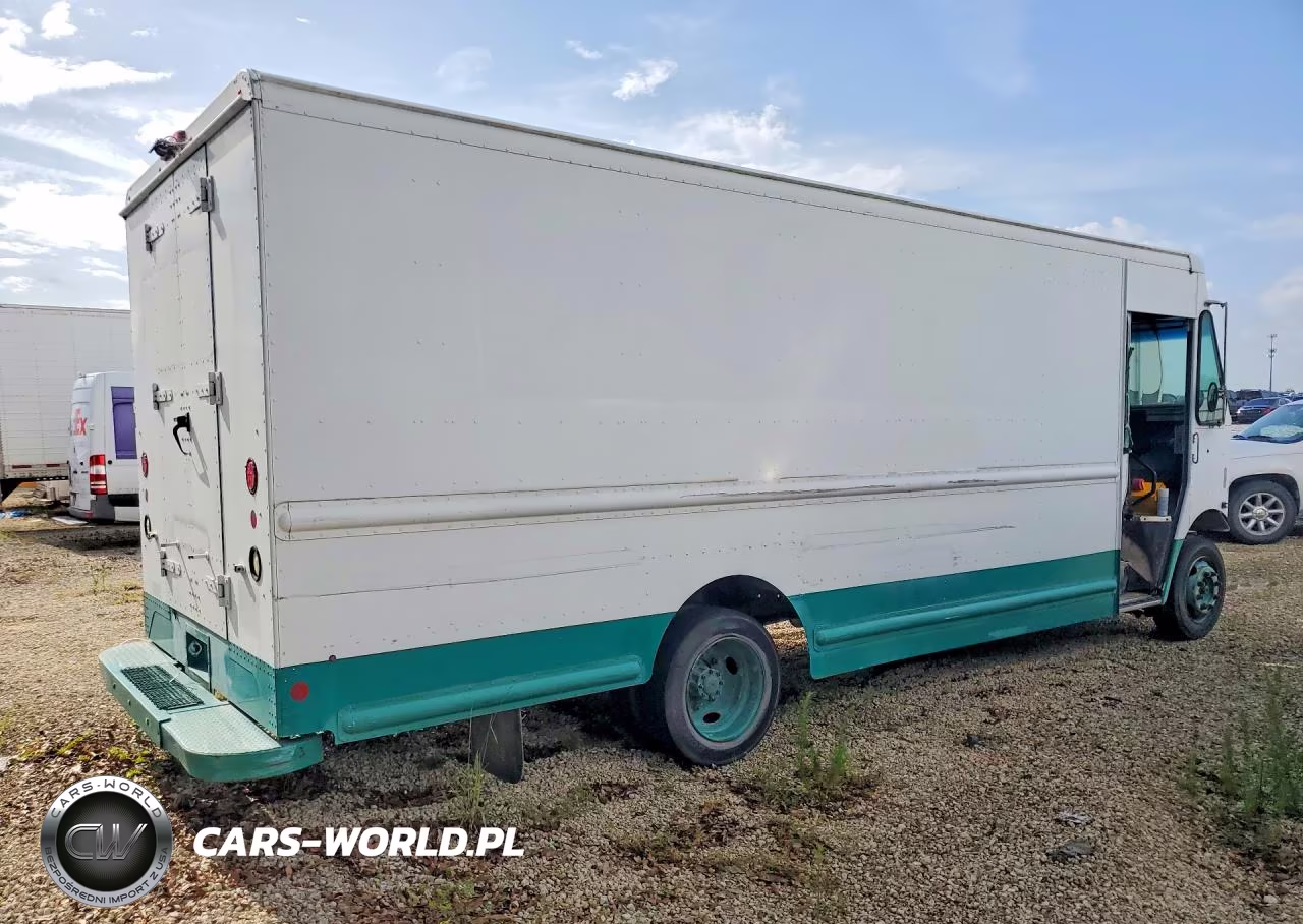 2011 Workhorse W62 Delivery Truck VIN:5B4LFG2E6B3446450 - 3