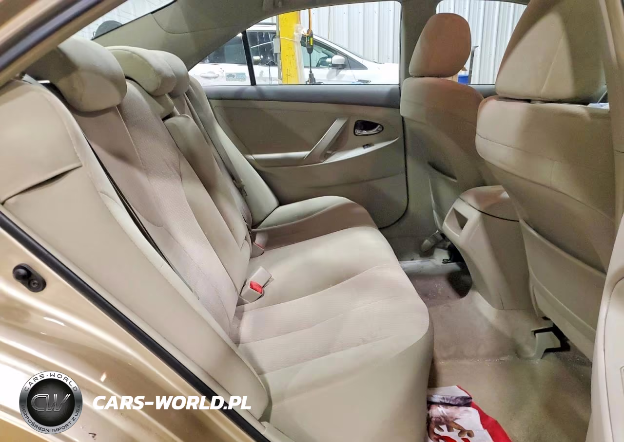 2010 Toyota Camry Le VIN:4T1BF3EK3AU082833 - 10