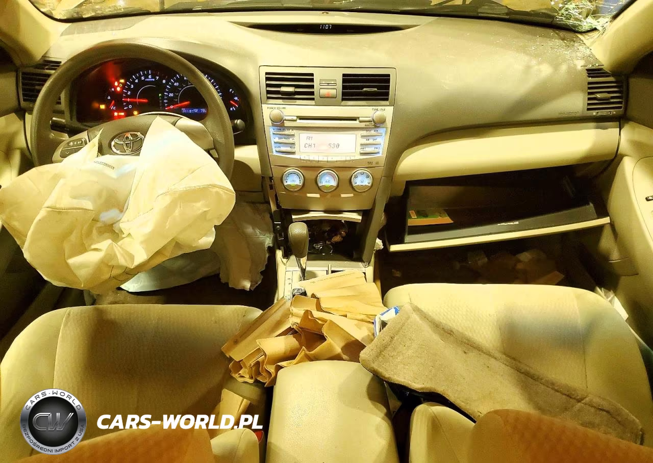 2010 Toyota Camry Le VIN:4T1BF3EK3AU082833 - 8