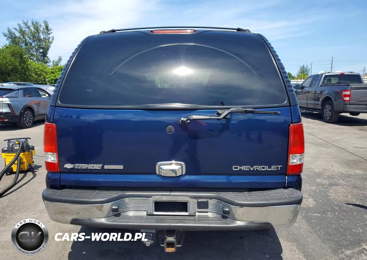 2003 Chevrolet Tahoe C1500 VIN:1GNEC13Z83R303841 - 6
