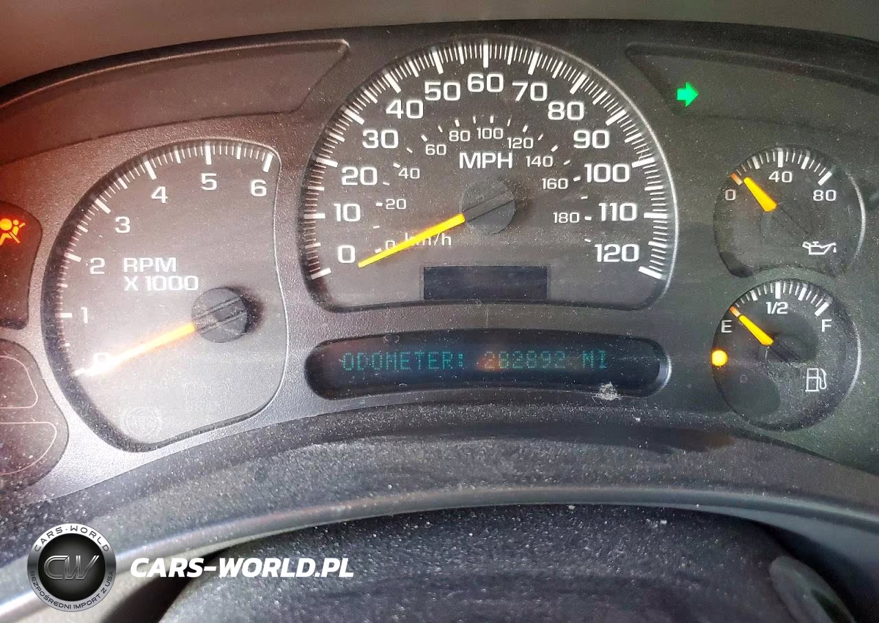 2003 Chevrolet Tahoe C1500 VIN:1GNEC13Z83R303841 - 9